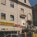 1990_08-004