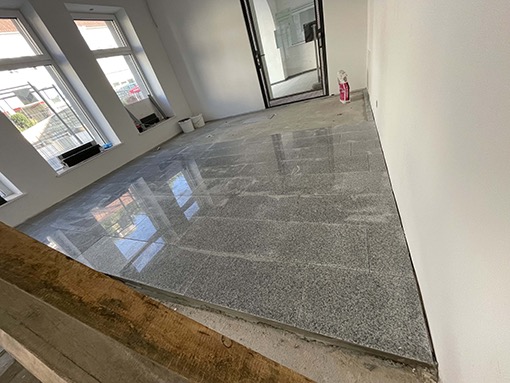 06. 07. 2021 EG / Foyer