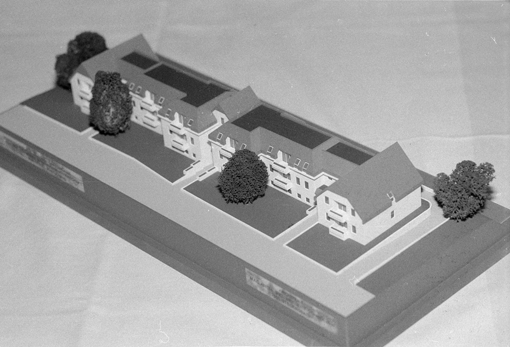 1985_11-001